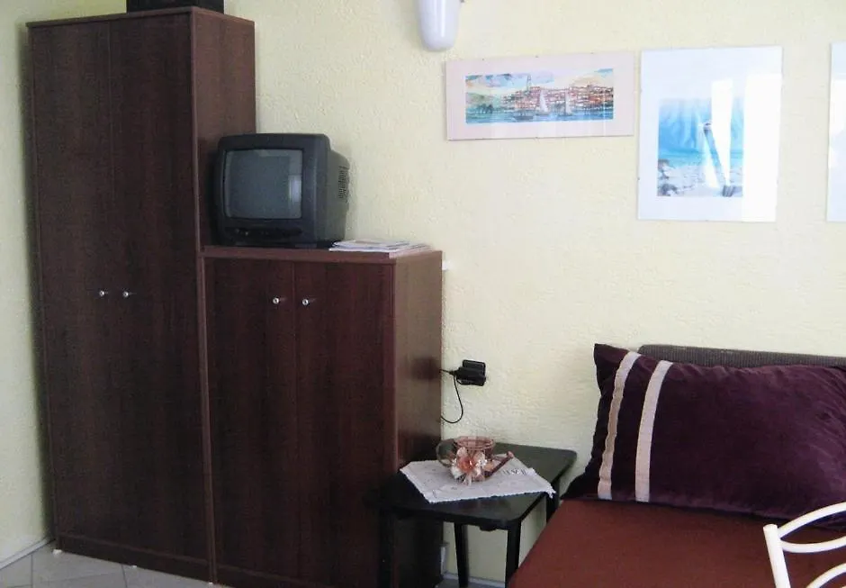 Apartments With Wifi Novi Vinodolski - 2382 Croatia